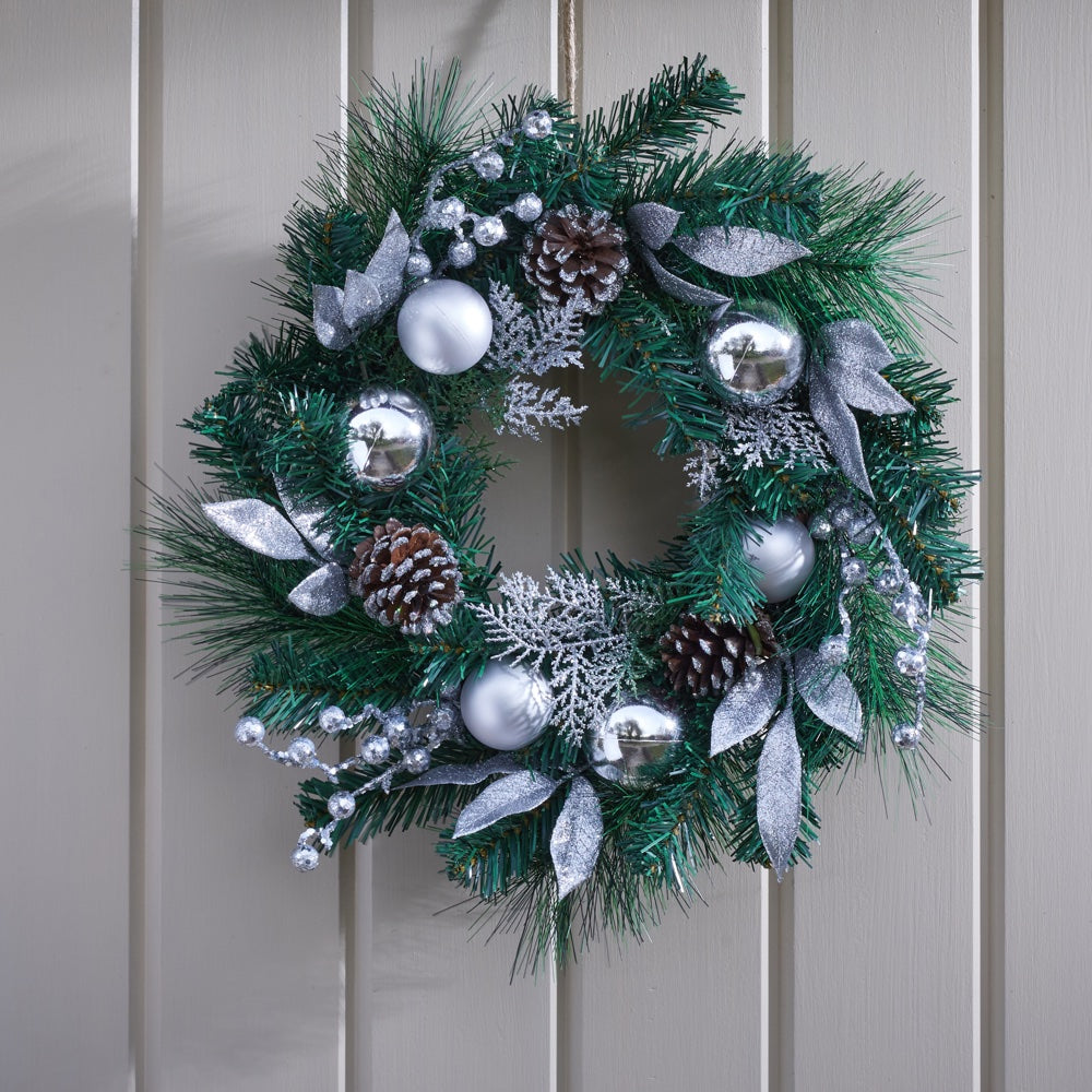 Three Kings Baubly Wreath - Silver - 40cm - Saxons Garden & Home